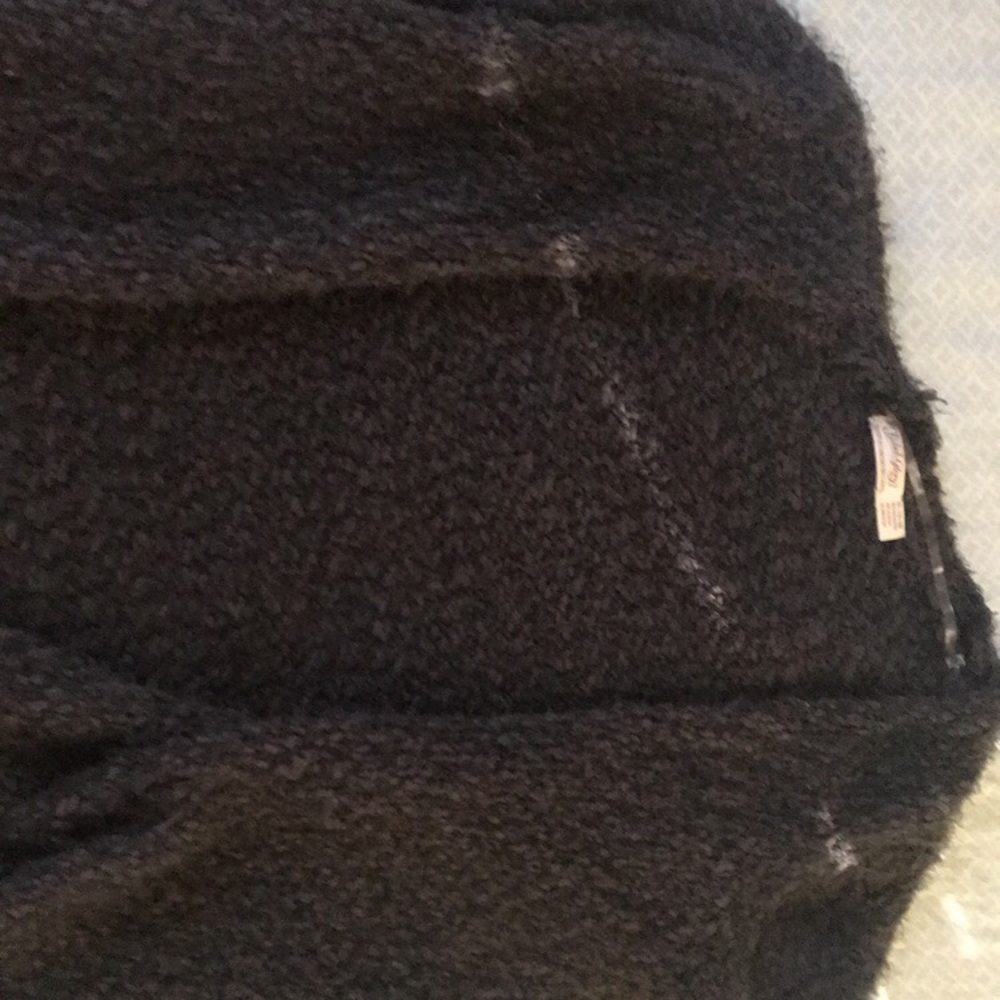 Long sleeved cardigan